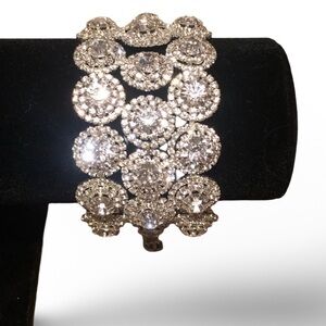 PAPARAZZI Celebratory Bracelet